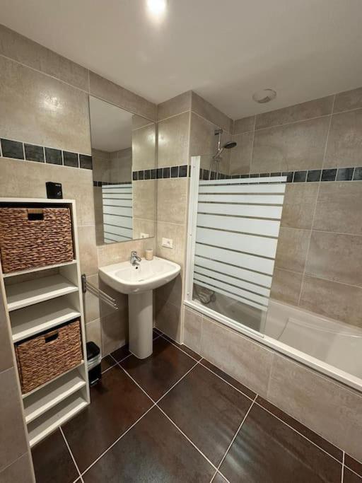 Suberbe Appartement Climatise Avec Terrasse Saint-Raphaël 外观 照片